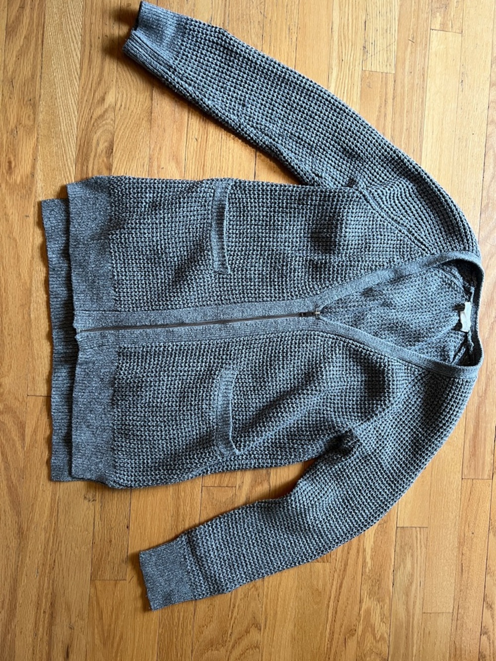 Treasure & Bond women’s Gray Waffle-Knit zip up Cardigan